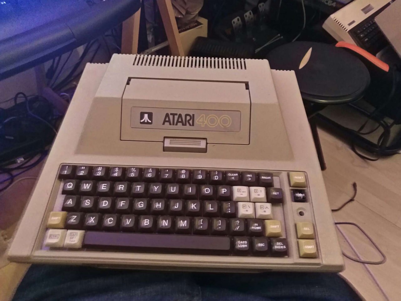 B-Key andY ATARI 400.jpg